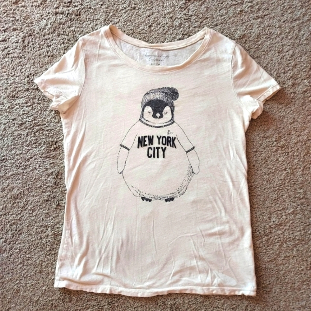 Vintage American Eagle New York Penguin Fuzzy Sparkle Textured T-shirt Small